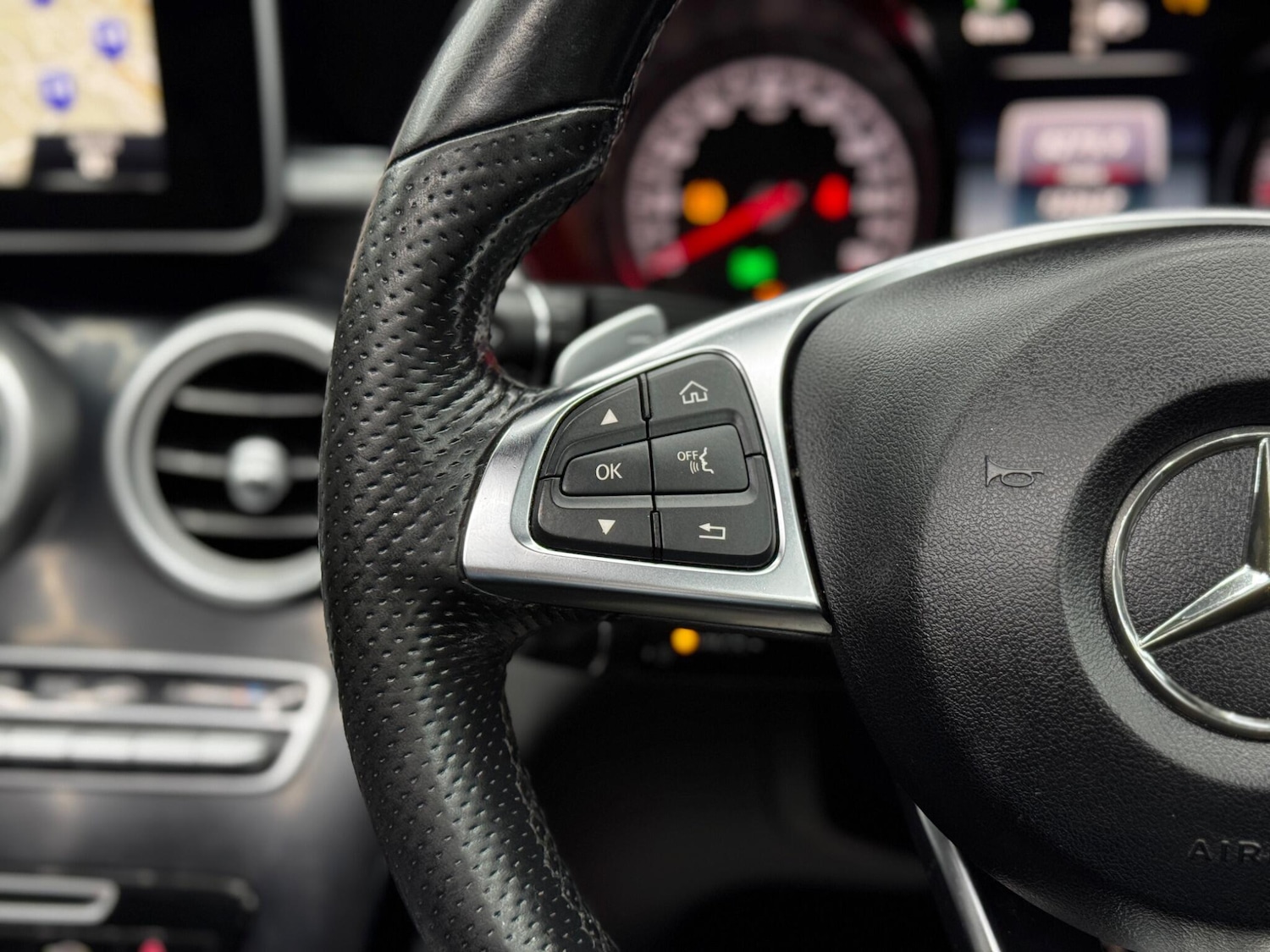 Used Mercedes-Benz C Class 2015 for sale - 76913970: Photo 20