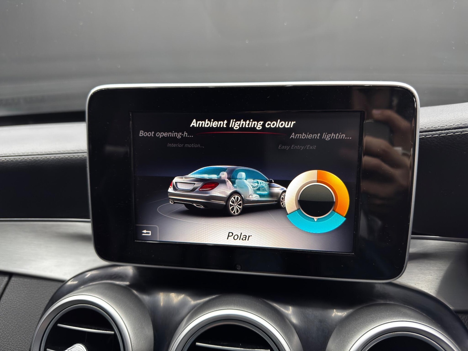 Used Mercedes-Benz C Class 2015 for sale - 76913970: Photo 30