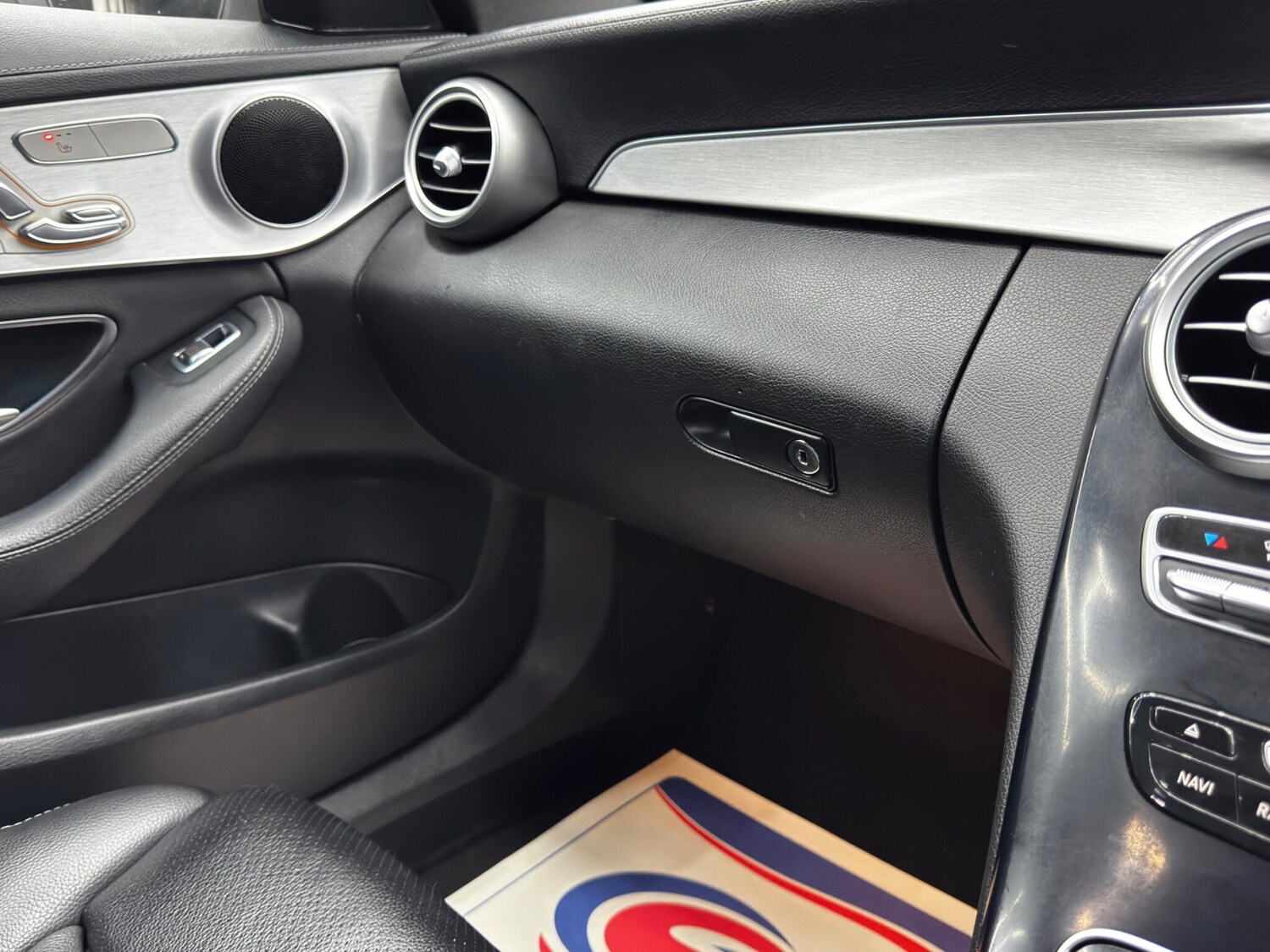 Used Mercedes-Benz C Class 2015 for sale - 76913970: Photo 34