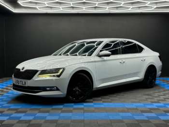 Used Skoda Superb 2017 for sale - 74838144: Photo