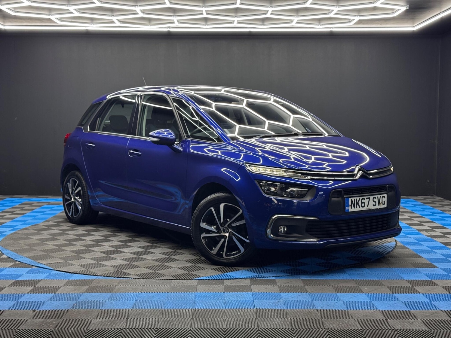 Used Citroen C4 Picasso 2017 for sale - 76832223: Photo 1