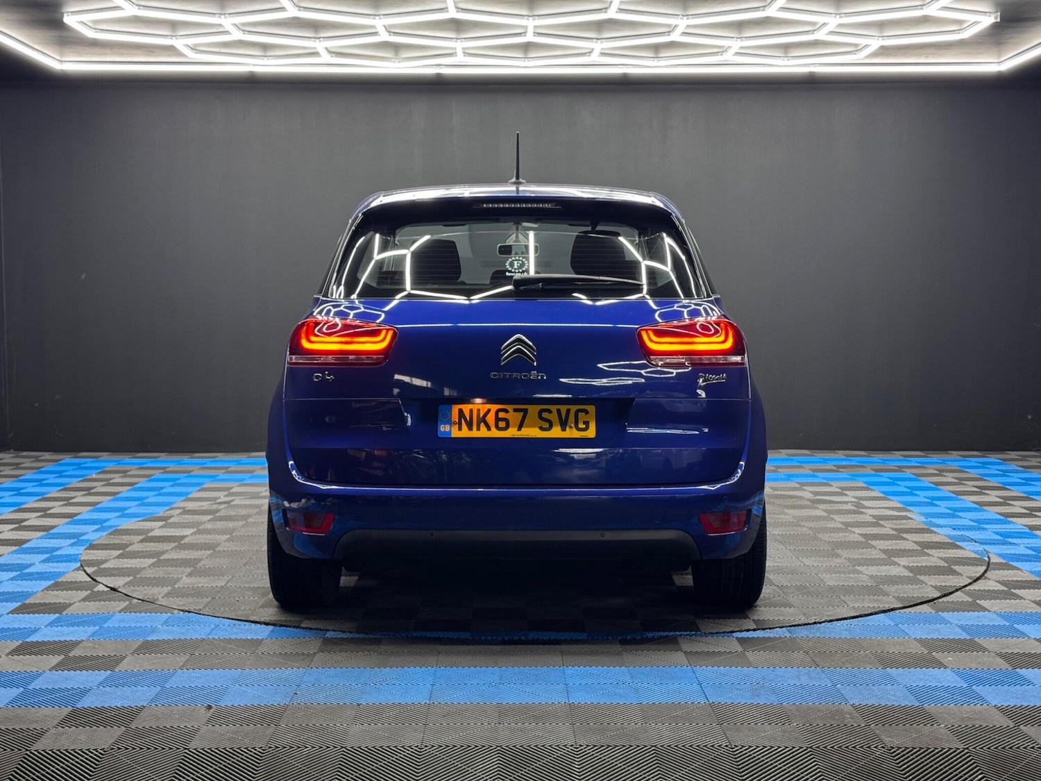 Used Citroen C4 Picasso 2017 for sale - 76832223: Photo 6