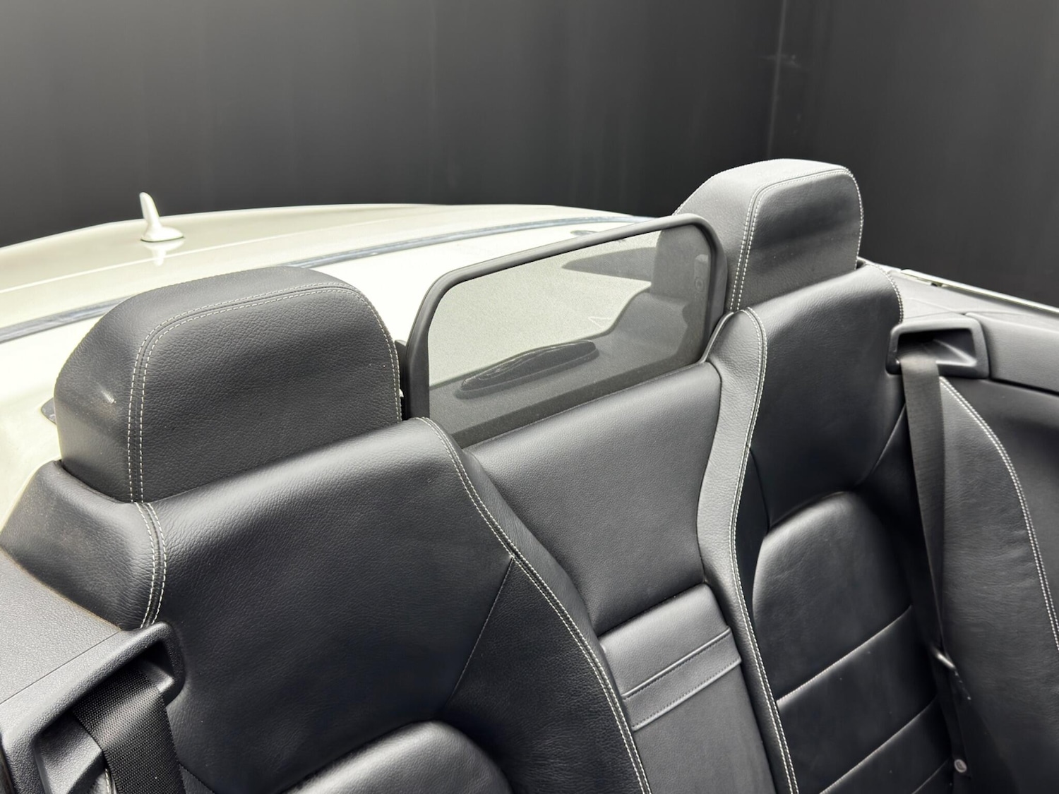 Used Mercedes-Benz E Class 2011 for sale - 76952724: Photo 41