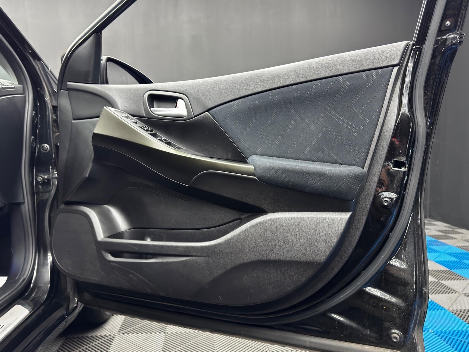 Used Honda Civic for sale - 76994713: Photo 37