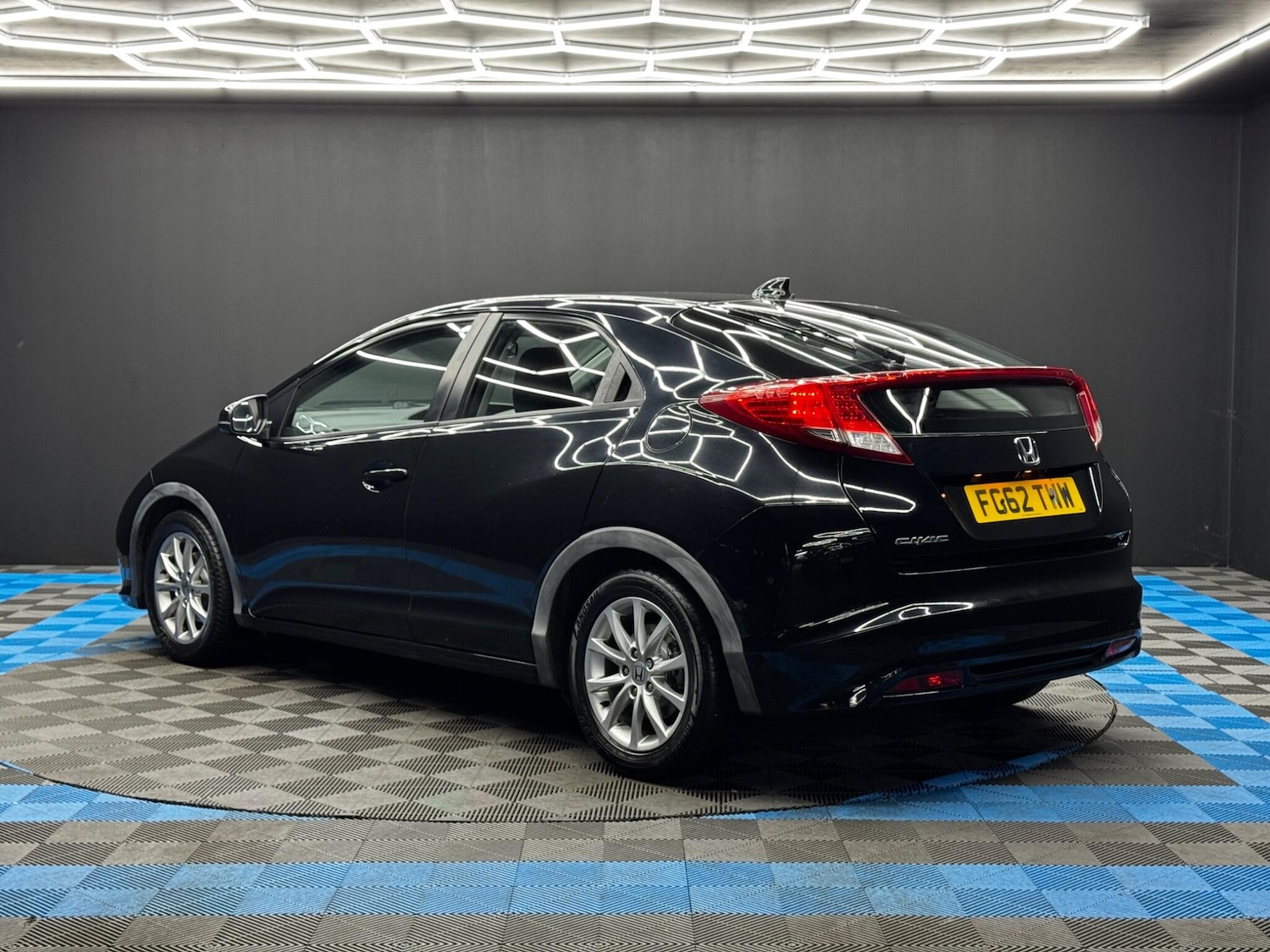 Used Honda Civic for sale - 76994713: Photo 7