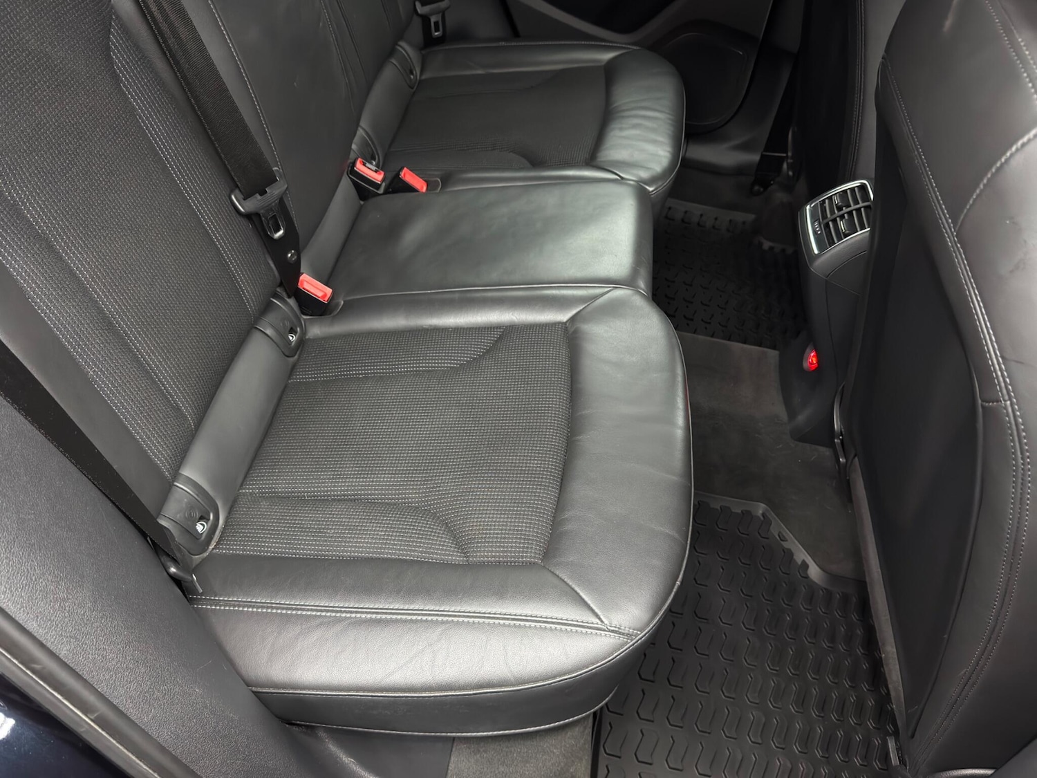 Used Audi Q3 2012 for sale - 77559538: Photo 16