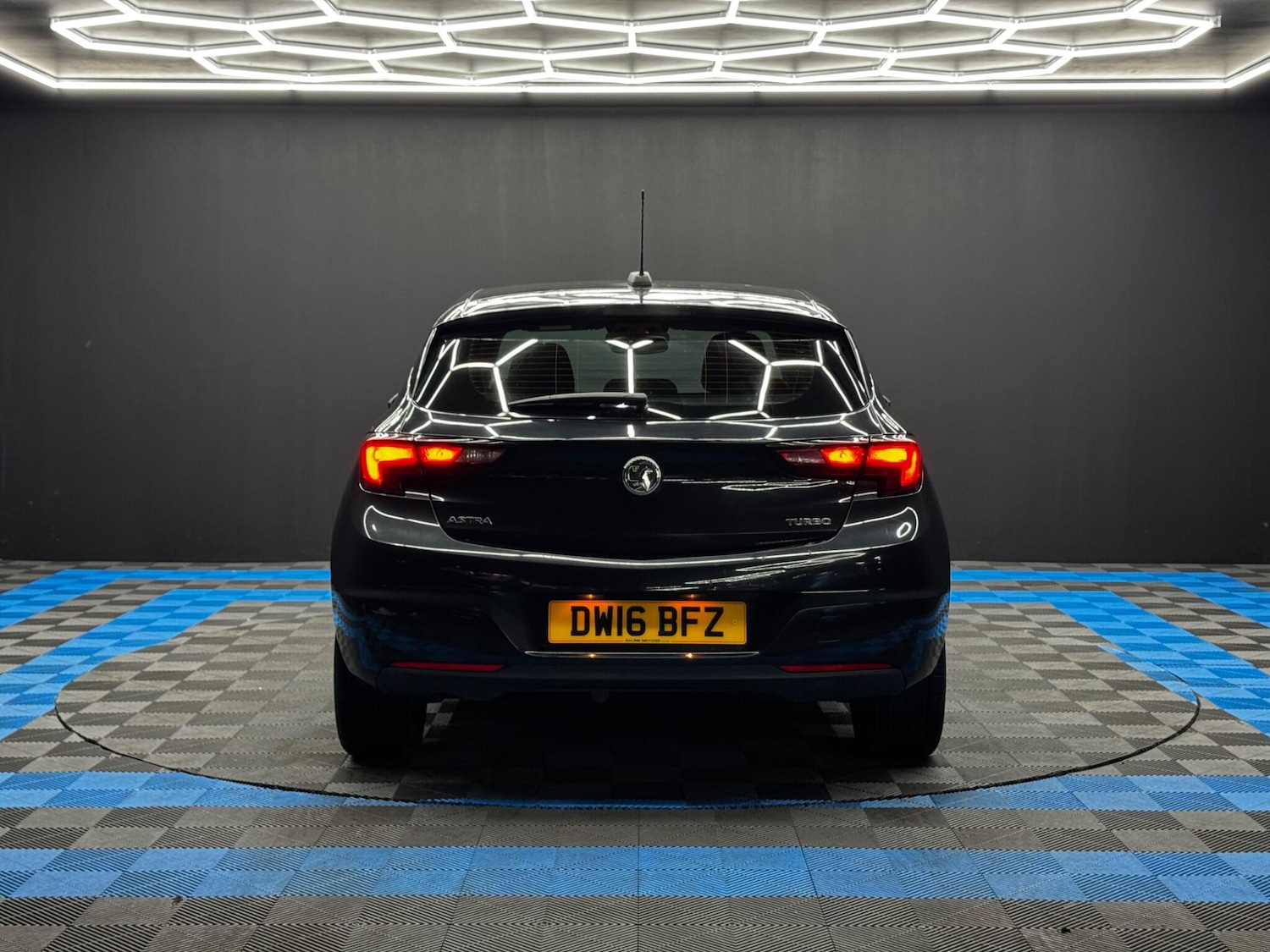 Used Vauxhall Astra 2016 for sale - 76440737: Photo 6