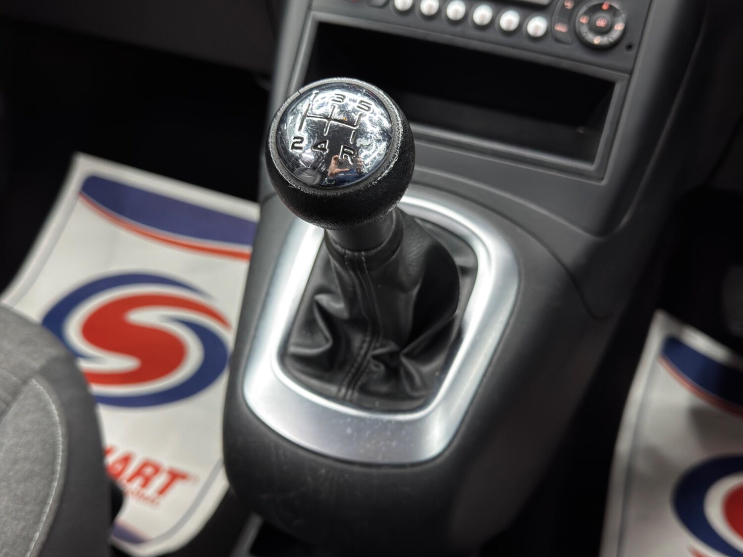 Used Citroen C3 Picasso 2016 for sale - 77939617: Photo 24