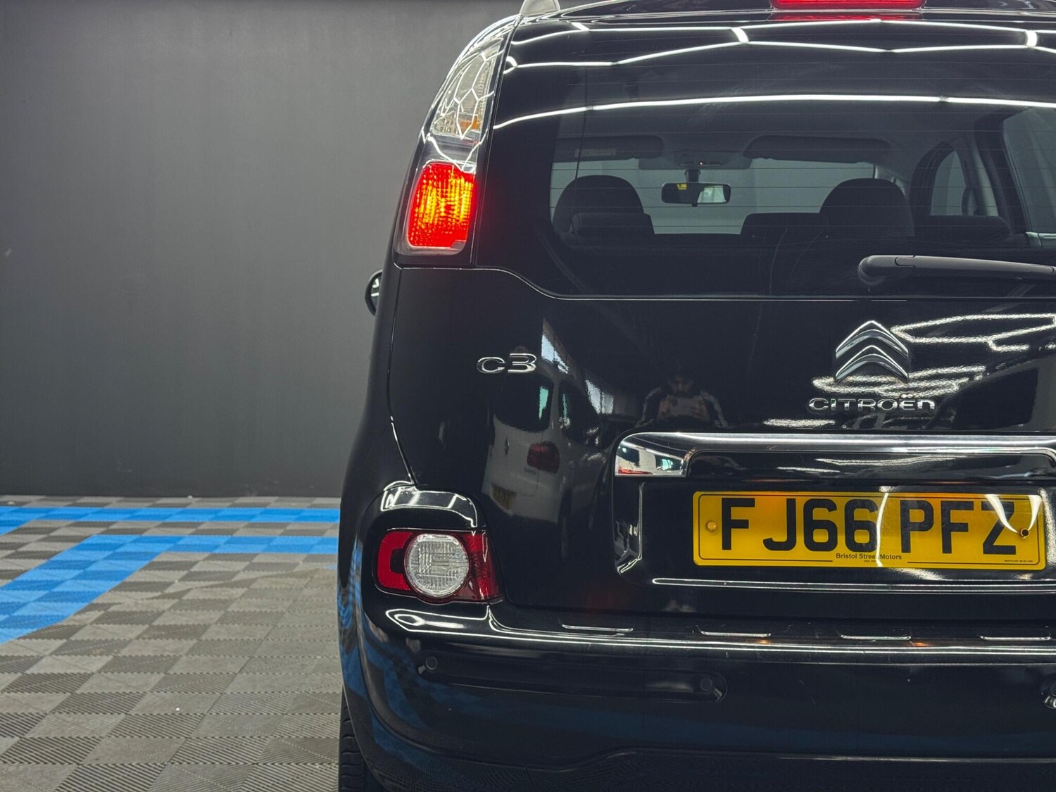 Used Citroen C3 Picasso 2016 for sale - 77939617: Photo 32