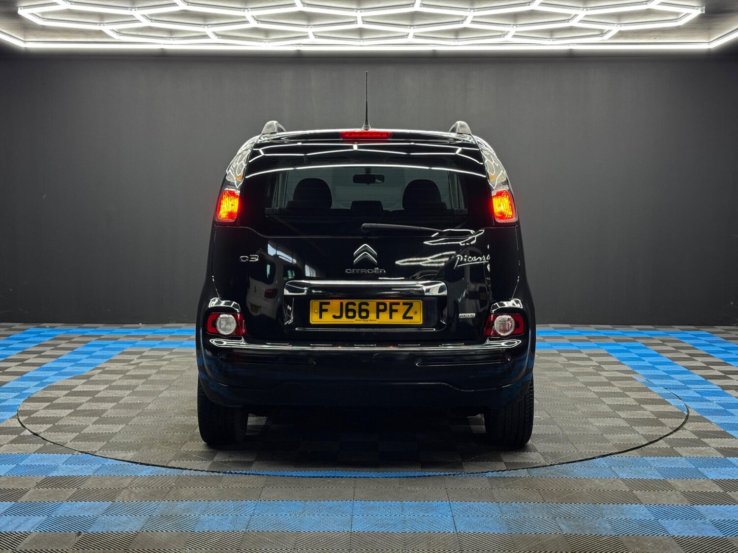 Used Citroen C3 Picasso 2016 for sale - 77939617: Photo 6