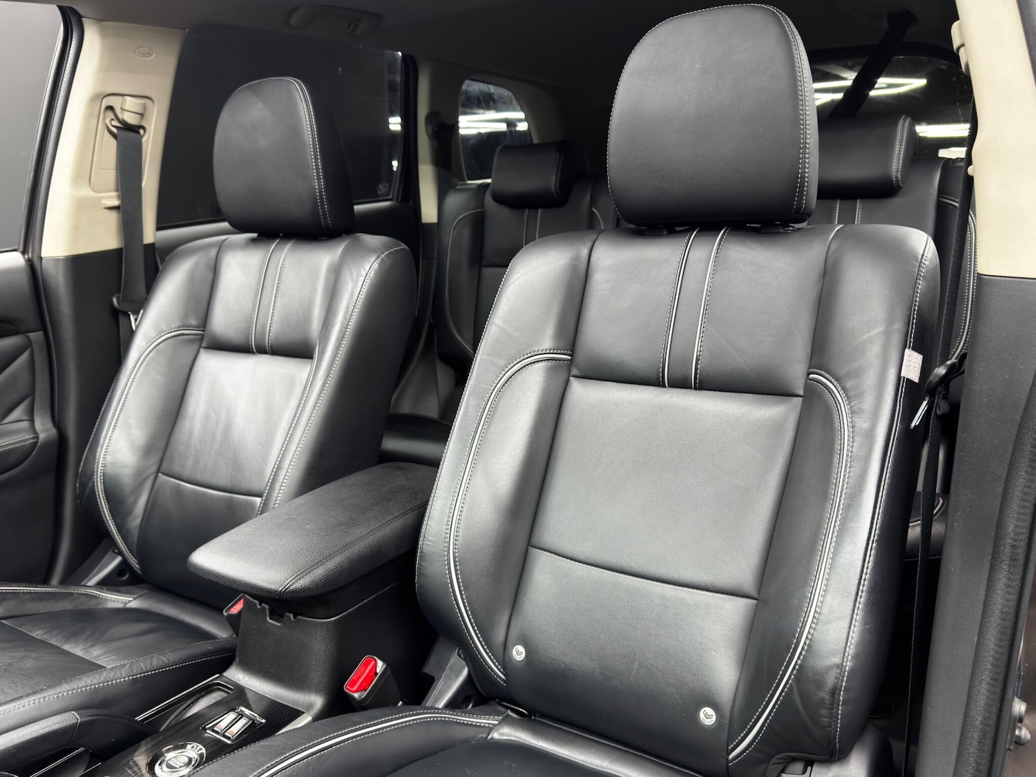 Used Mitsubishi Outlander 2016 for sale - 76399038: Photo 14