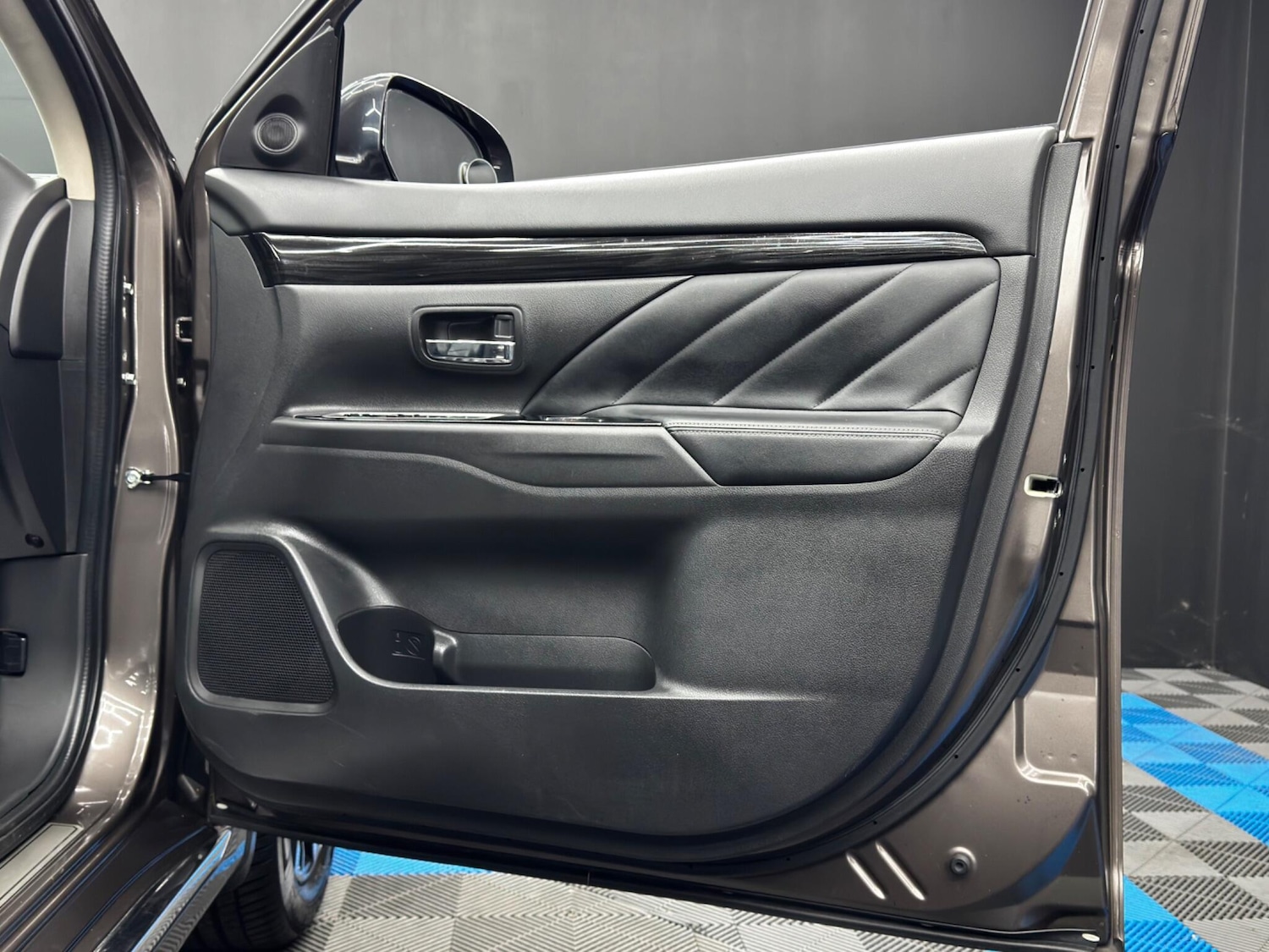 Used Mitsubishi Outlander 2016 for sale - 76399038: Photo 42