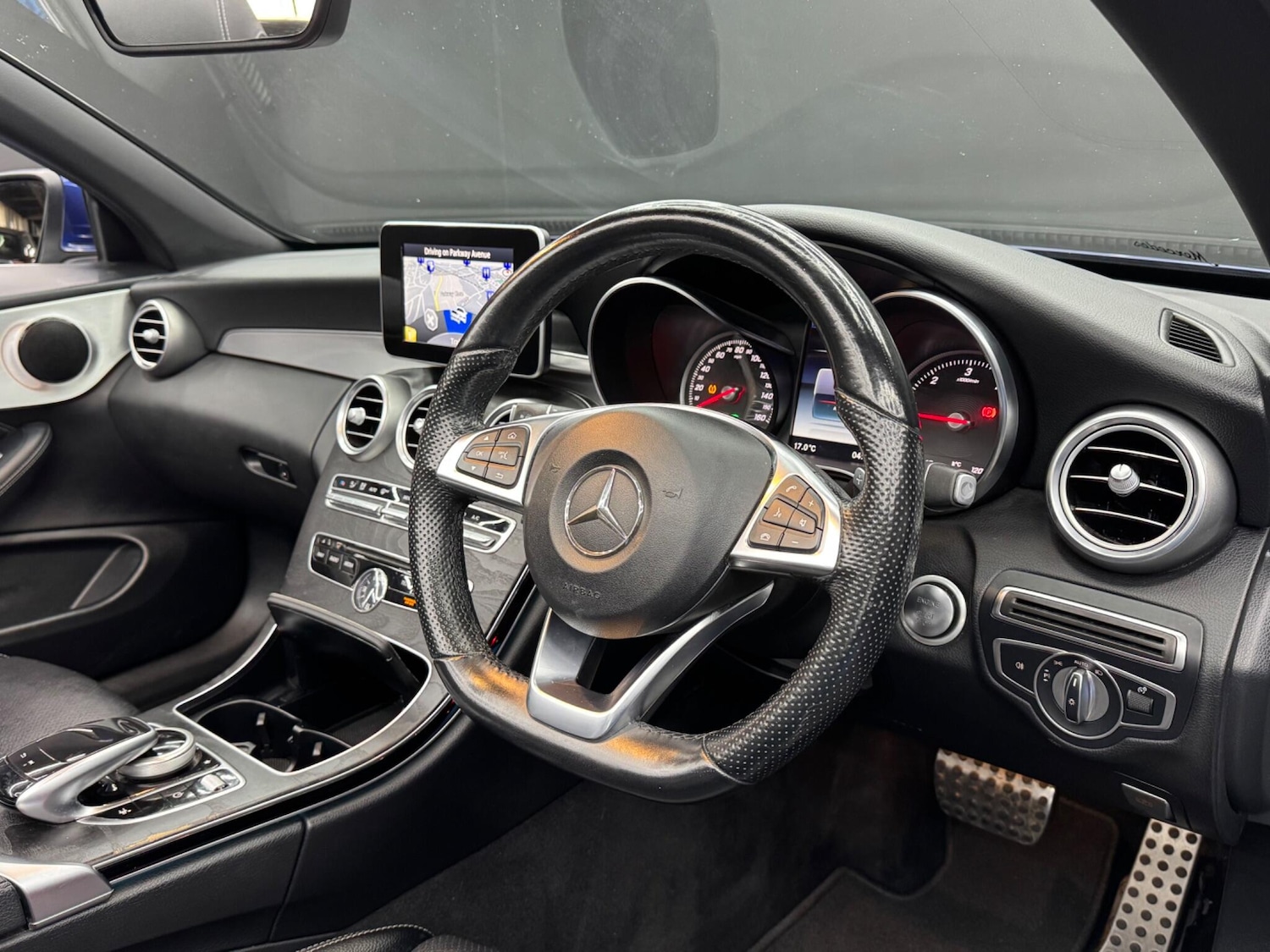 Used Mercedes-Benz C Class 2017 for sale - 76377379: Photo 9