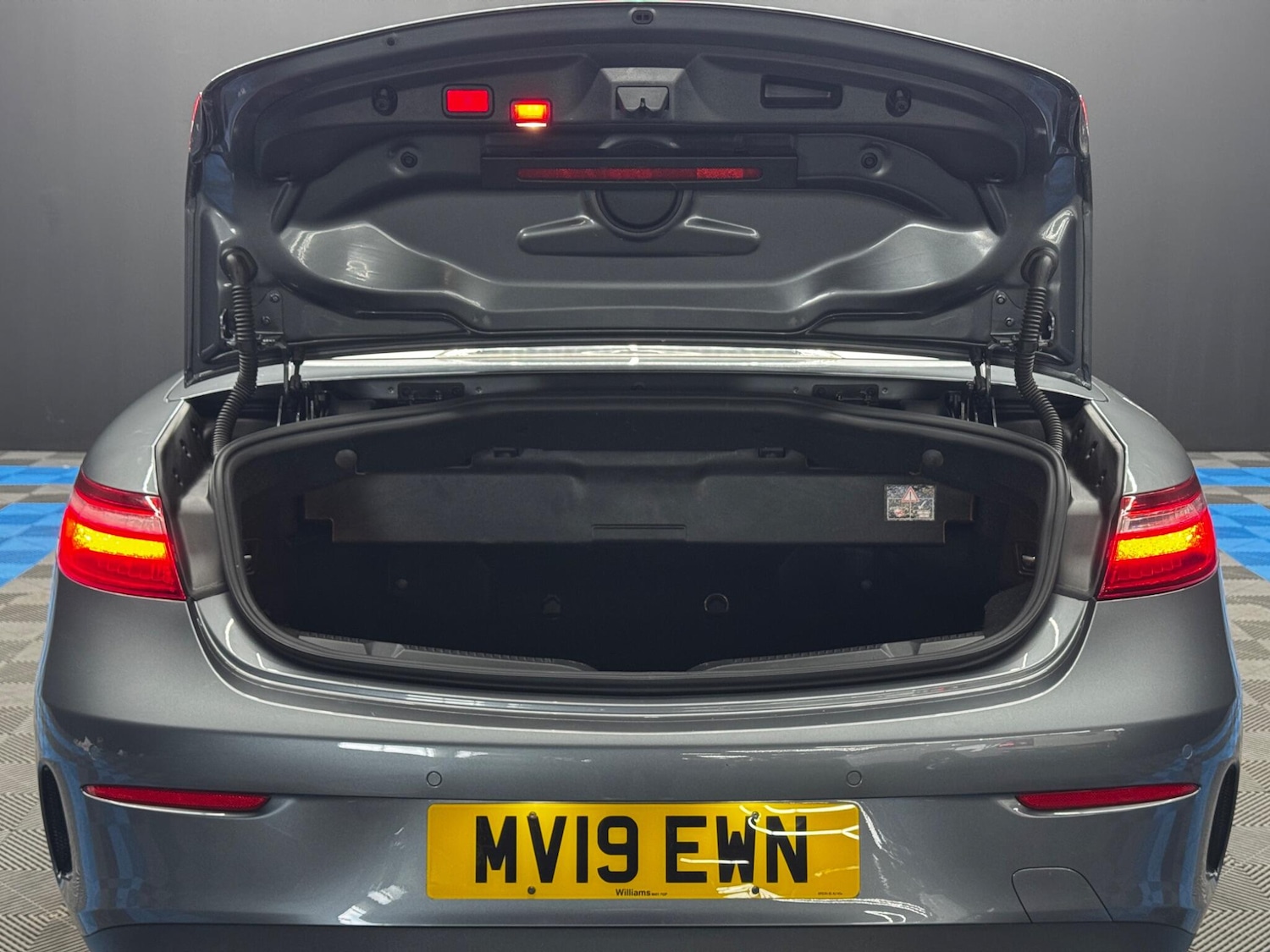 Used Mercedes-Benz E Class 2019 for sale - 78184411: Photo 38