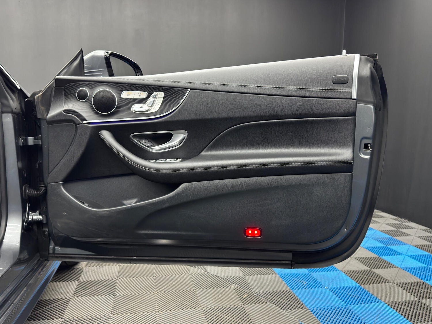 Used Mercedes-Benz E Class 2019 for sale - 78184411: Photo 39