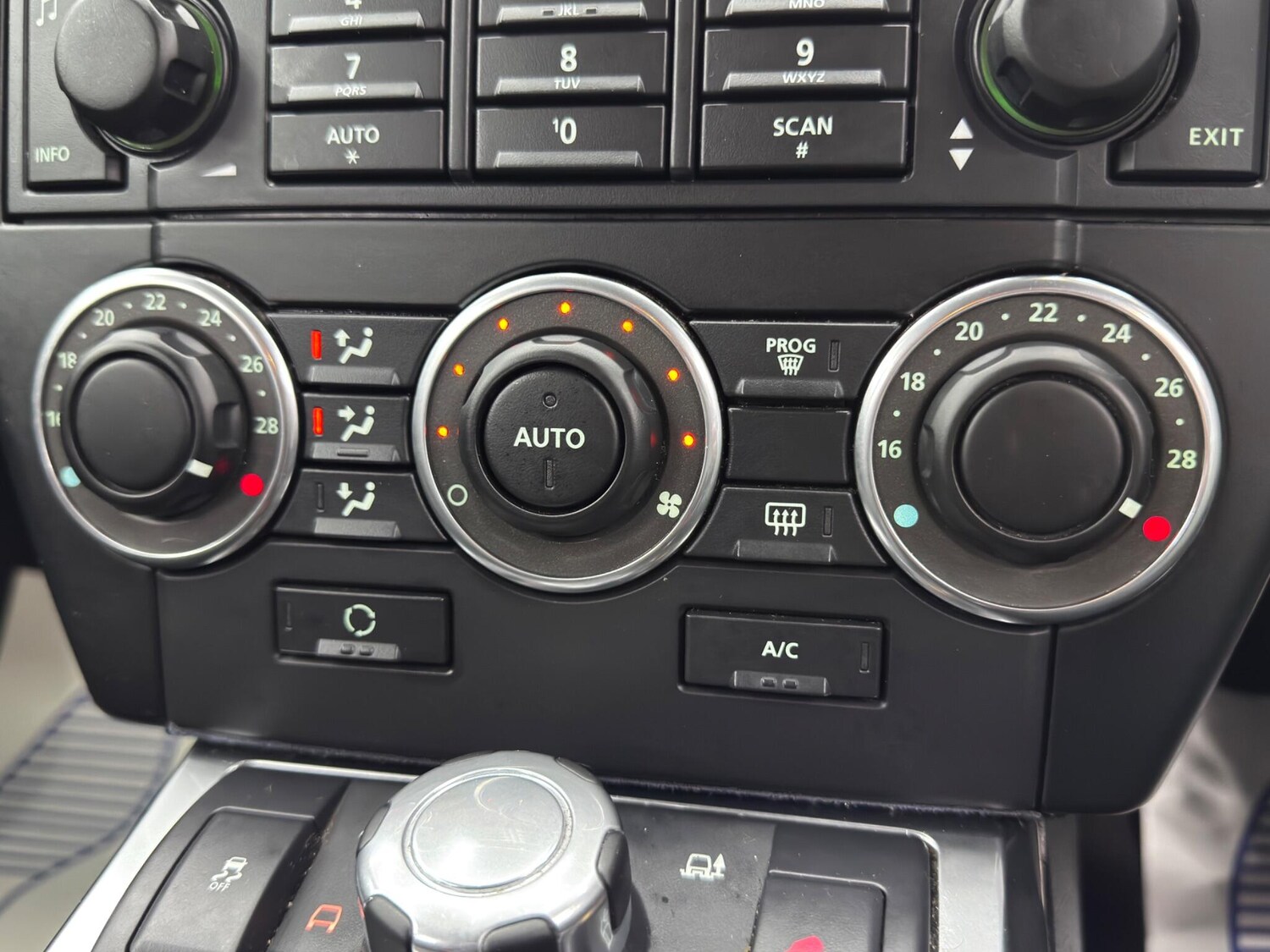 Used Land Rover Freelander 2 for sale - 78214388: Photo 26