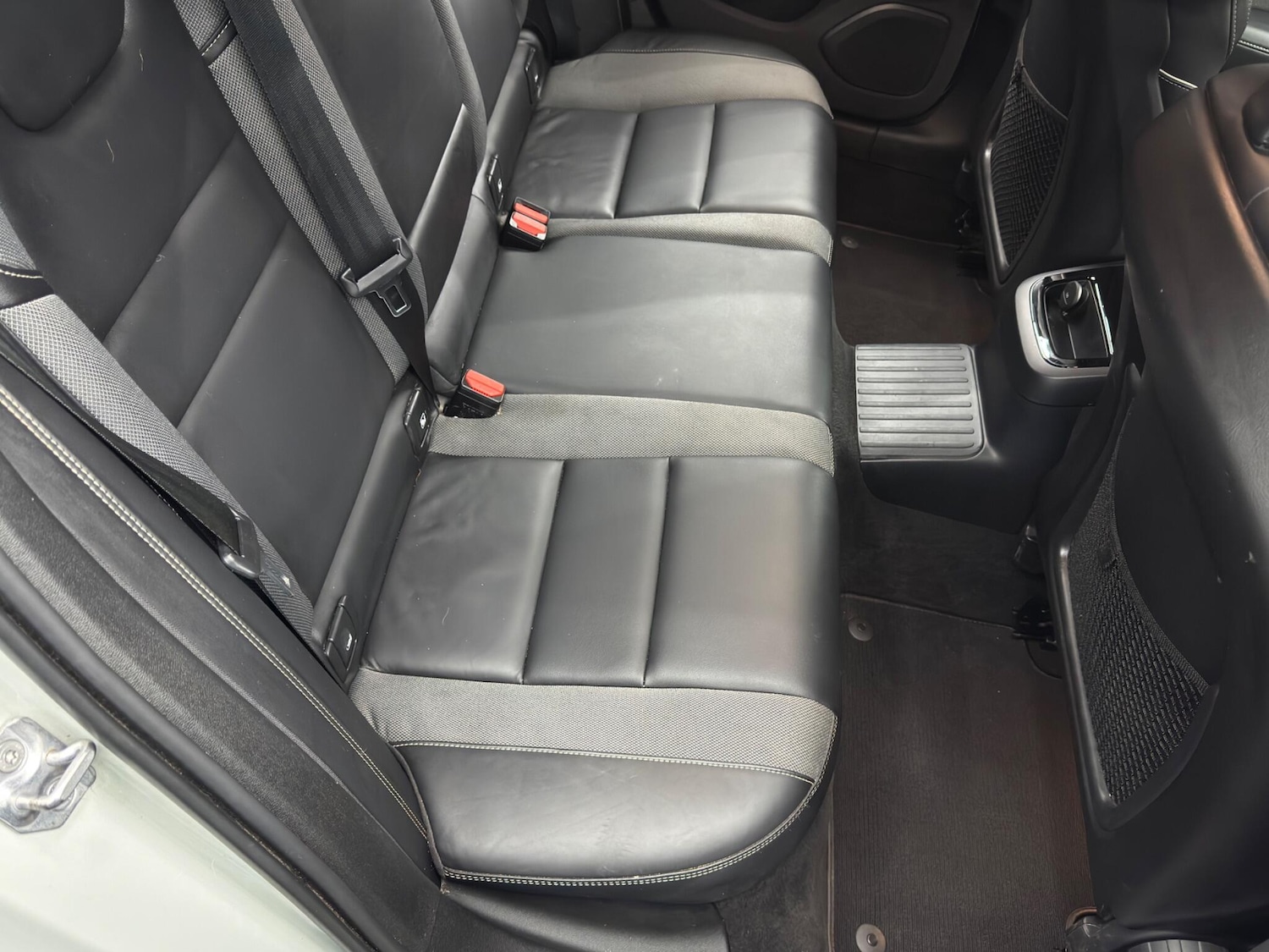 Used Volvo V60 2021 for sale - 77098209: Photo 16