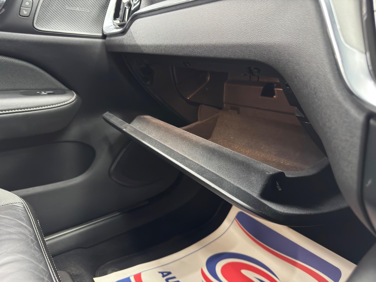 Used Volvo V60 2021 for sale - 77098209: Photo 33