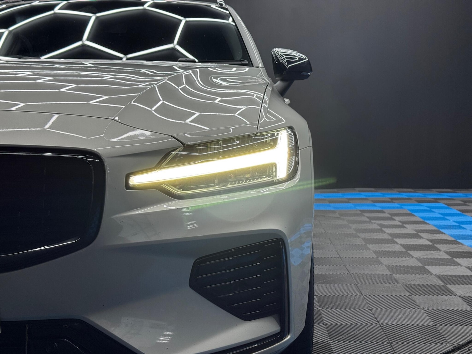 Used Volvo V60 2021 for sale - 77098209: Photo 42