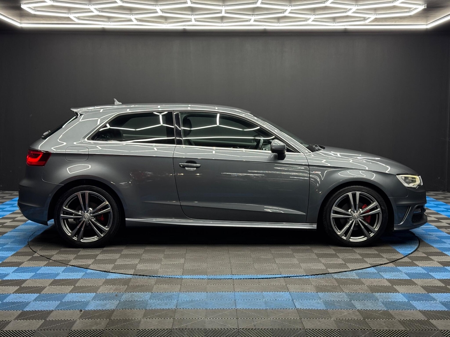 Used Audi A3 2015 for sale - 77537265: Photo 4