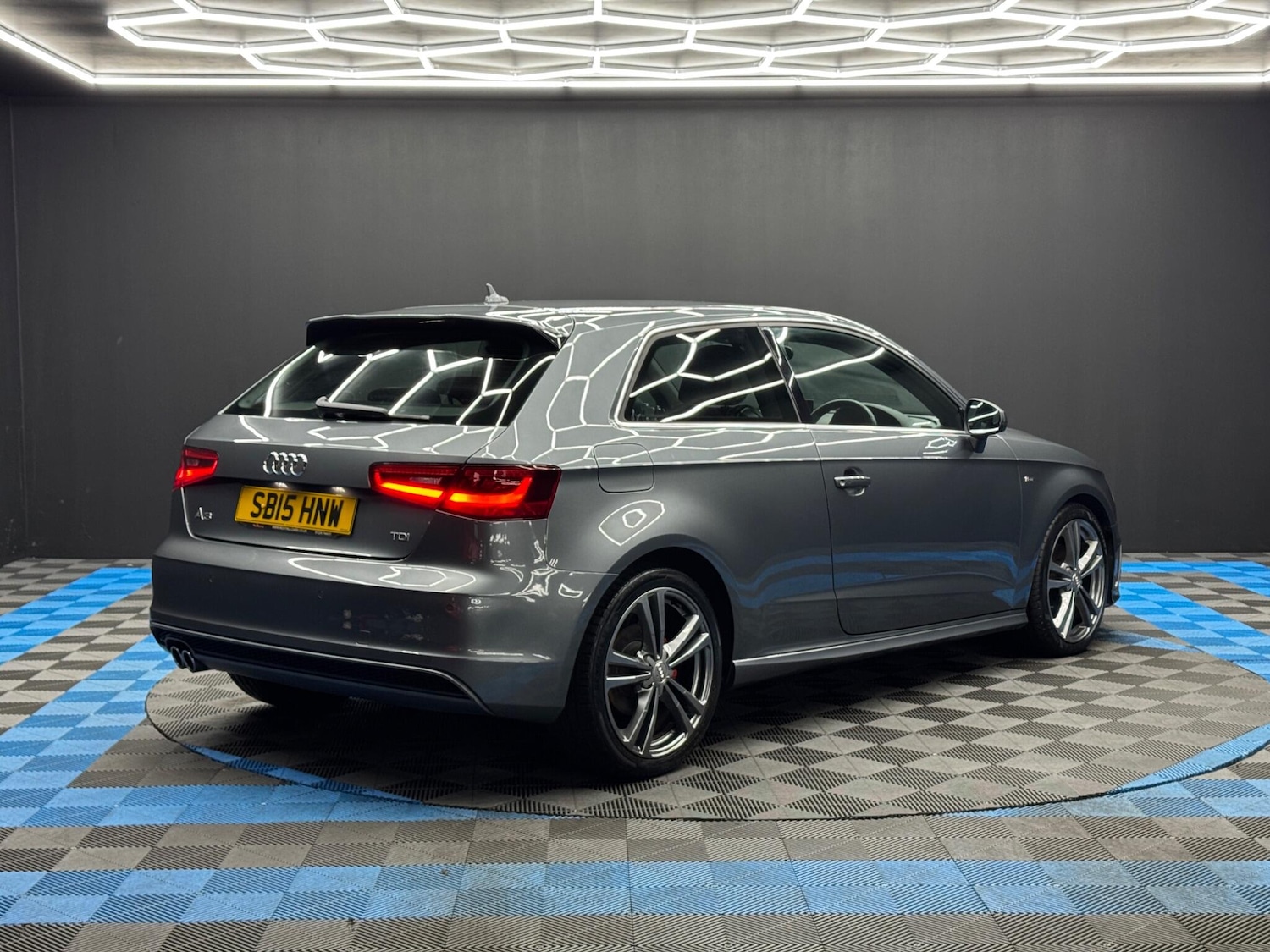 Used Audi A3 2015 for sale - 77537265: Photo 5