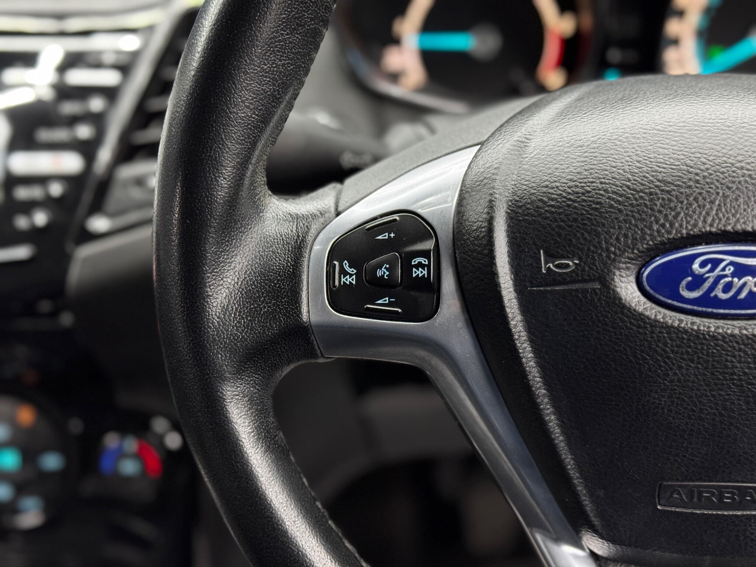 Used Ford Fiesta 2014 for sale - 76701882: Photo 19