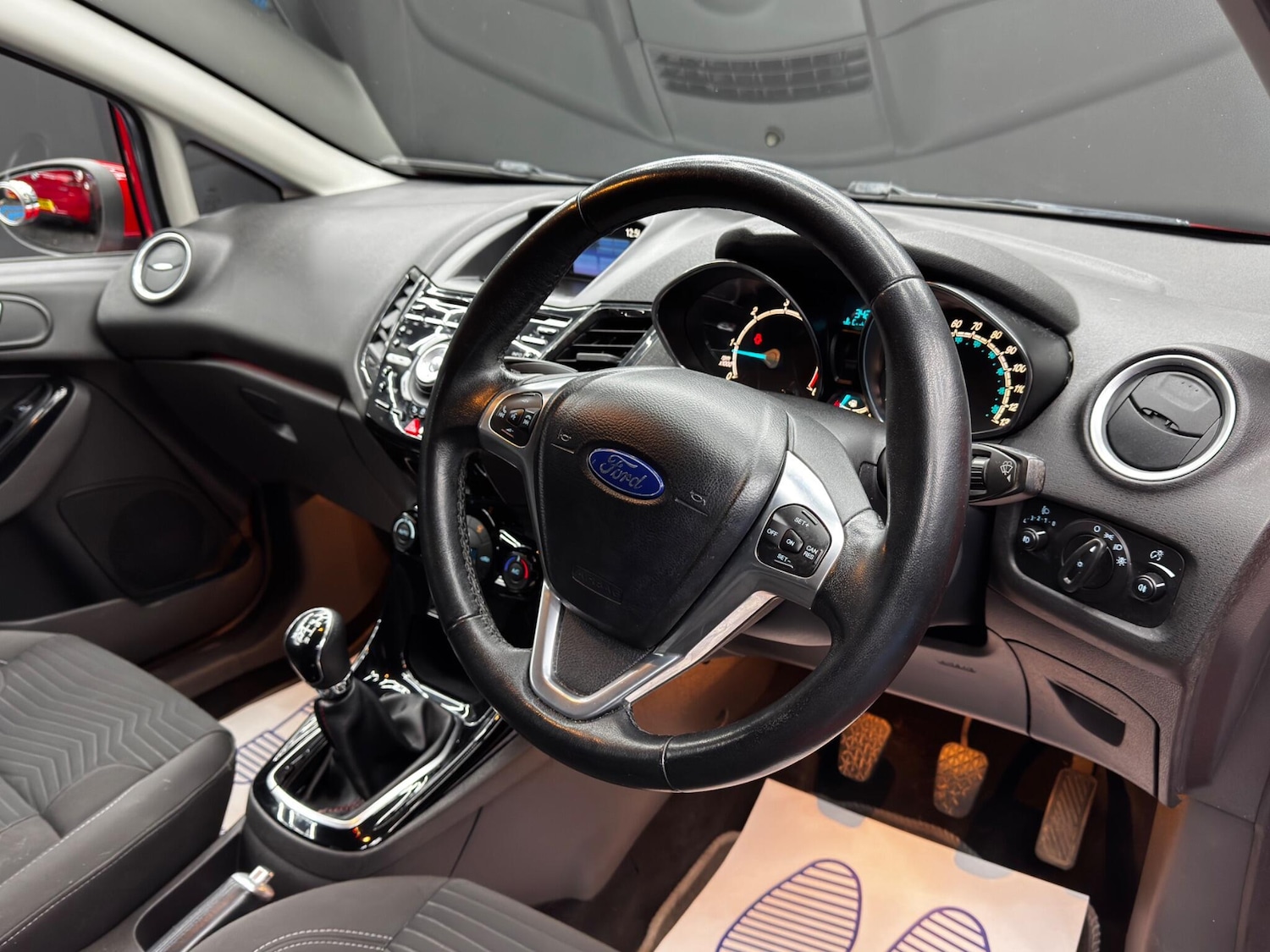 Used Ford Fiesta 2014 for sale - 76701882: Photo 9