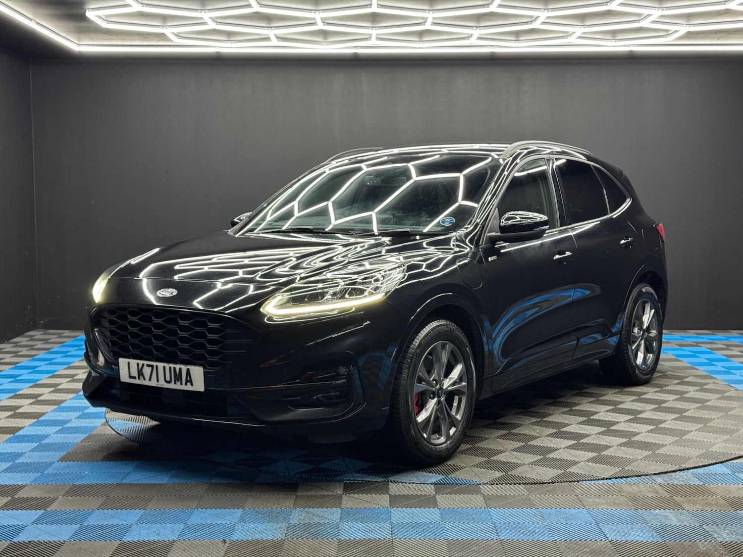 Used Ford Kuga 2021 for sale - 77737469: Photo 3