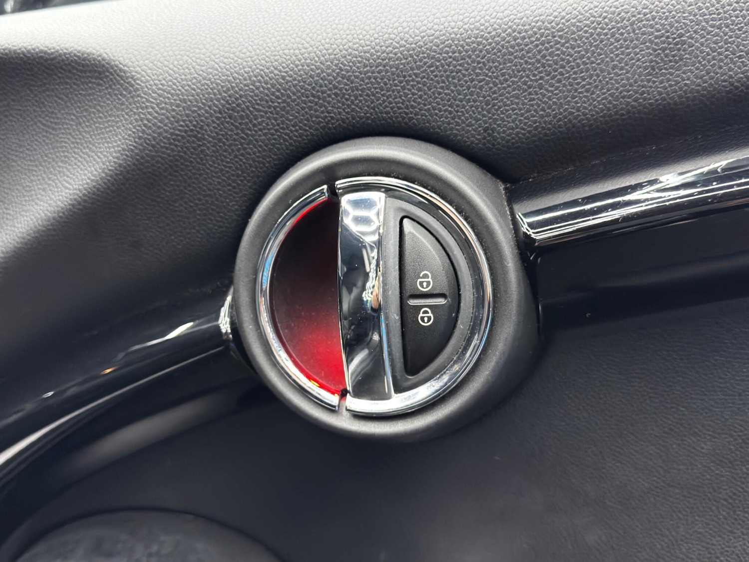 Used MINI Hatch 2016 for sale - 77190473: Photo 32