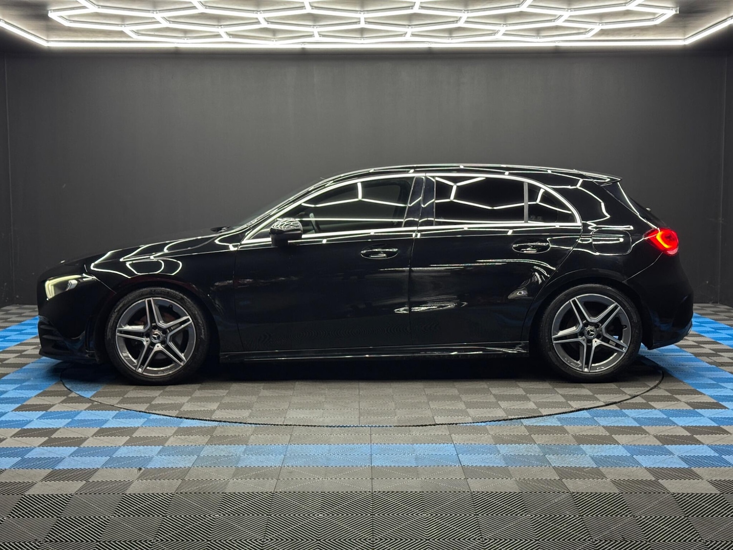 Used Mercedes-Benz A-Class 2019 for sale - 77291675: Photo 8