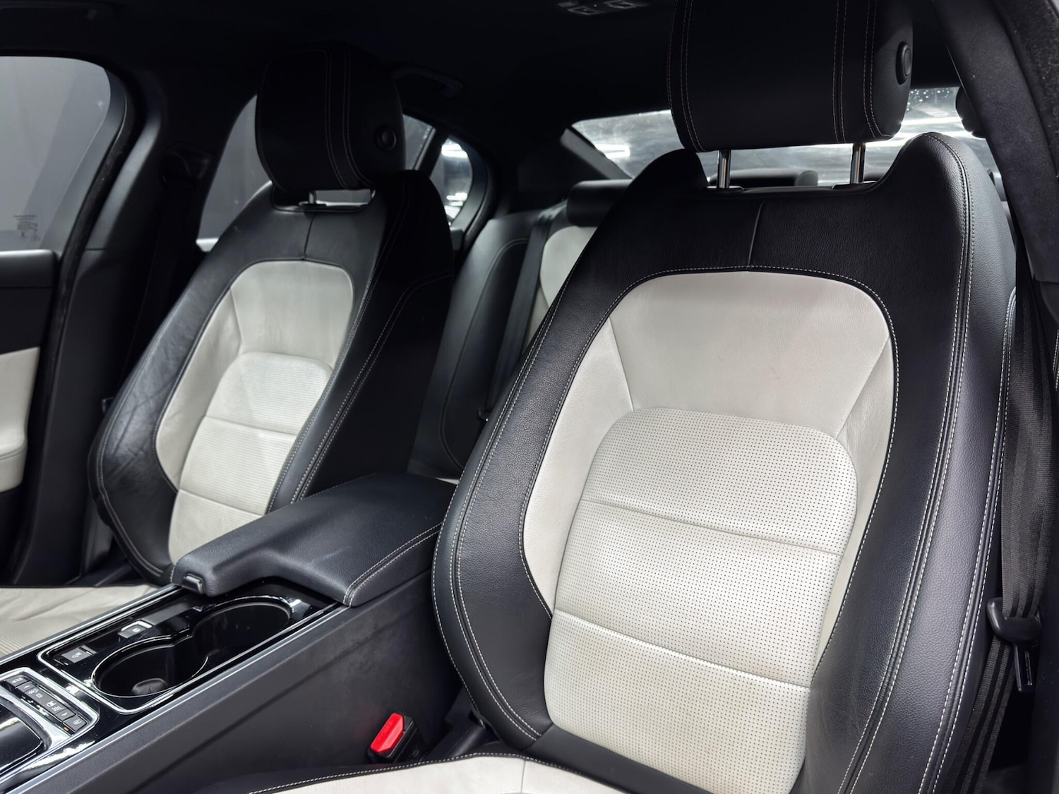 Used Jaguar XE 2017 for sale - 76620514: Photo 14