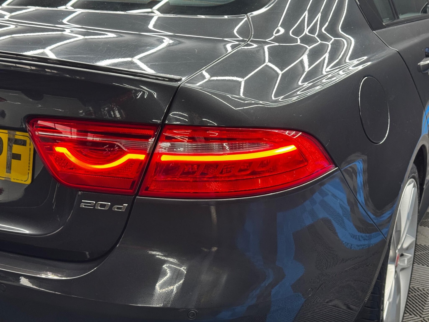 Used Jaguar XE 2017 for sale - 76620514: Photo 43