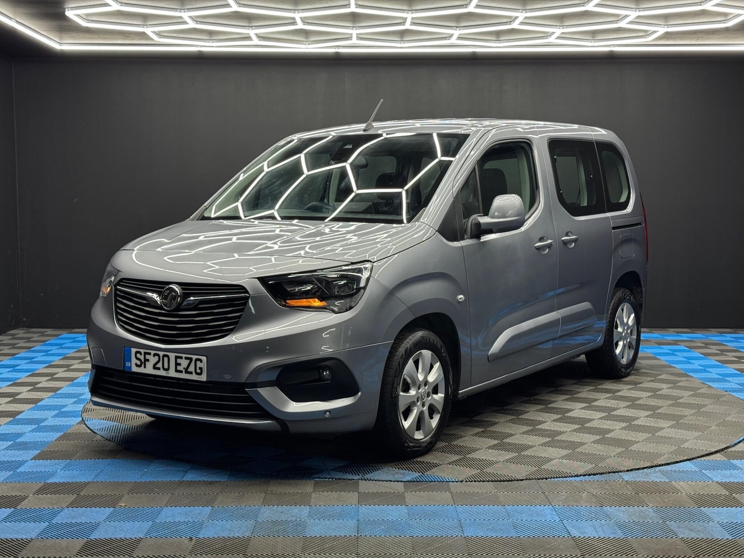 Used Vauxhall Combo Life 2020 for sale - 77254778: Photo 3