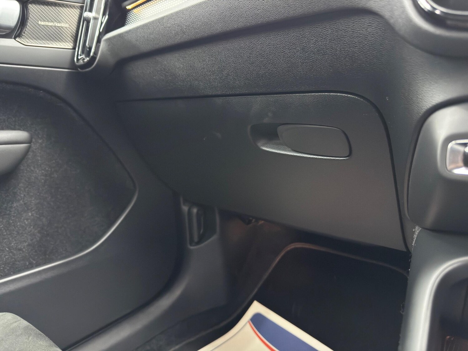 Used Volvo XC40 2019 for sale - 77484256: Photo 35