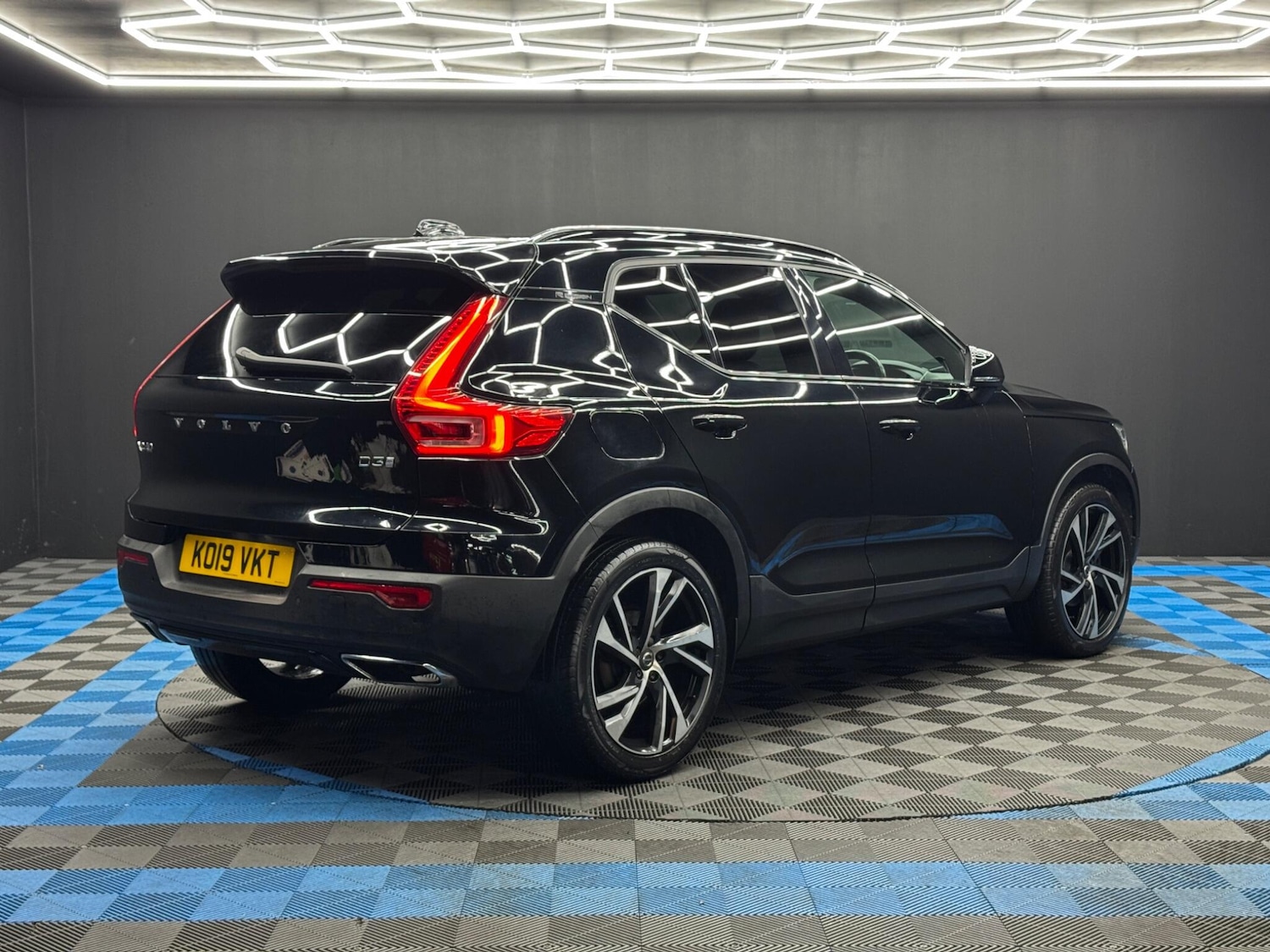 Used Volvo XC40 2019 for sale - 77484256: Photo 5