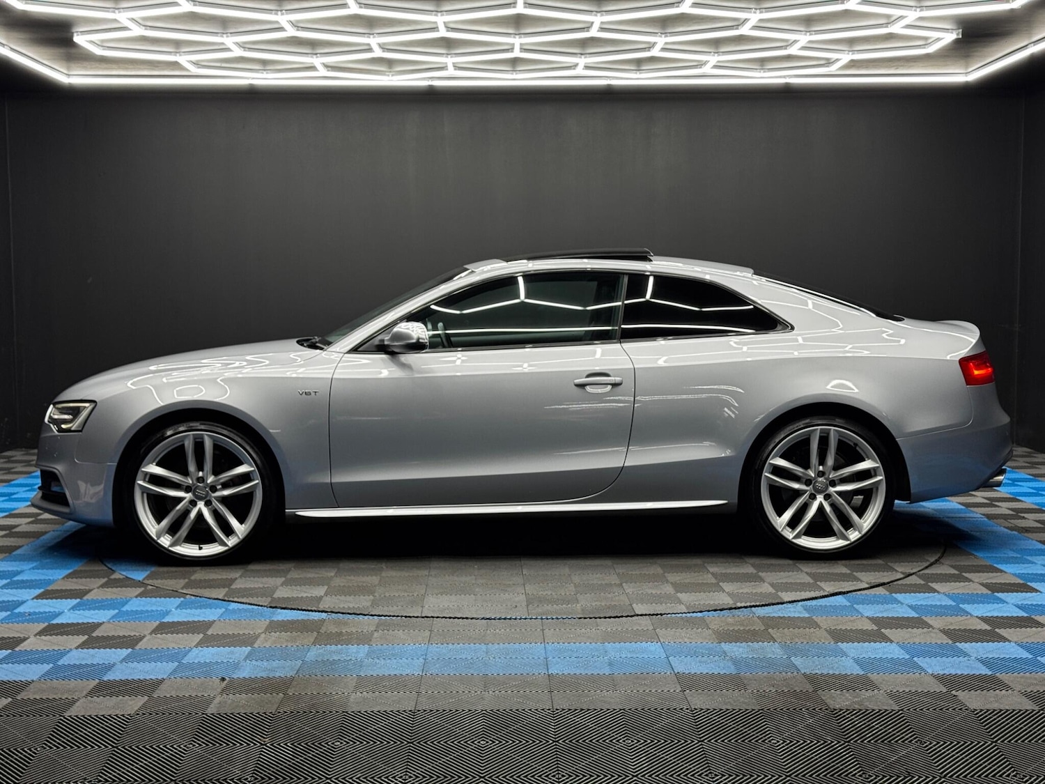 Used Audi A5 2015 for sale - 77155337: Photo 8