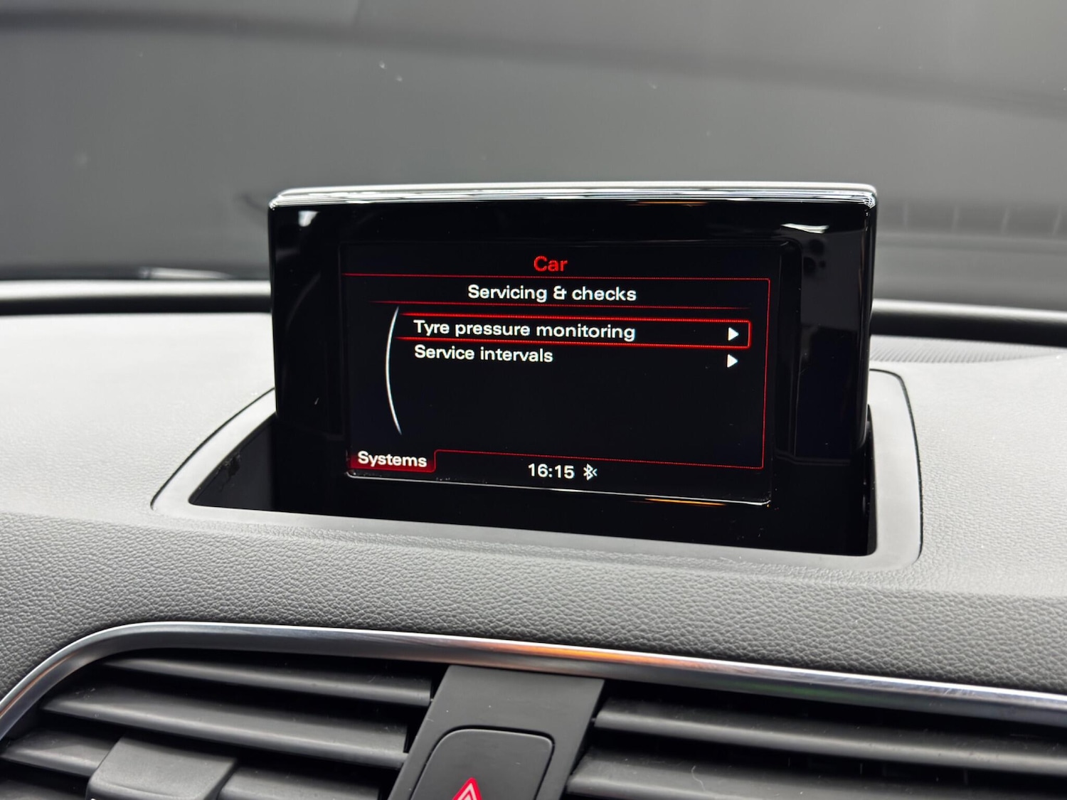 Used Audi Q3 2017 for sale - 76715410: Photo 35