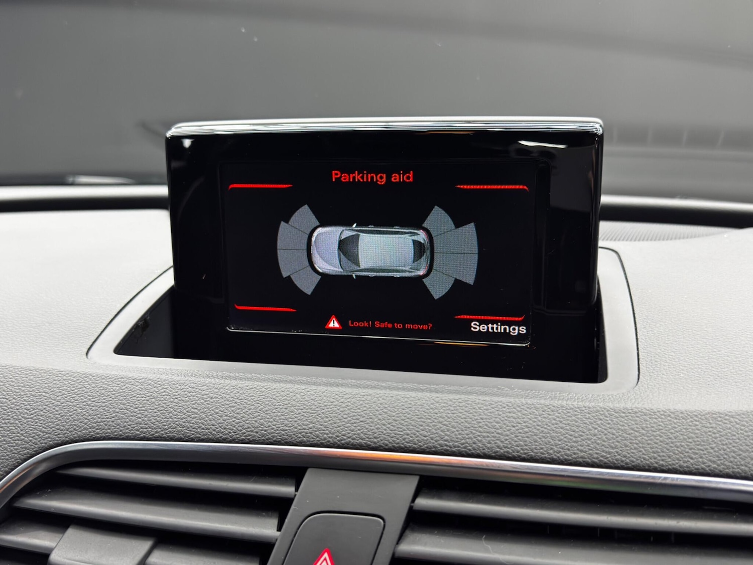 Used Audi Q3 2017 for sale - 76715410: Photo 36