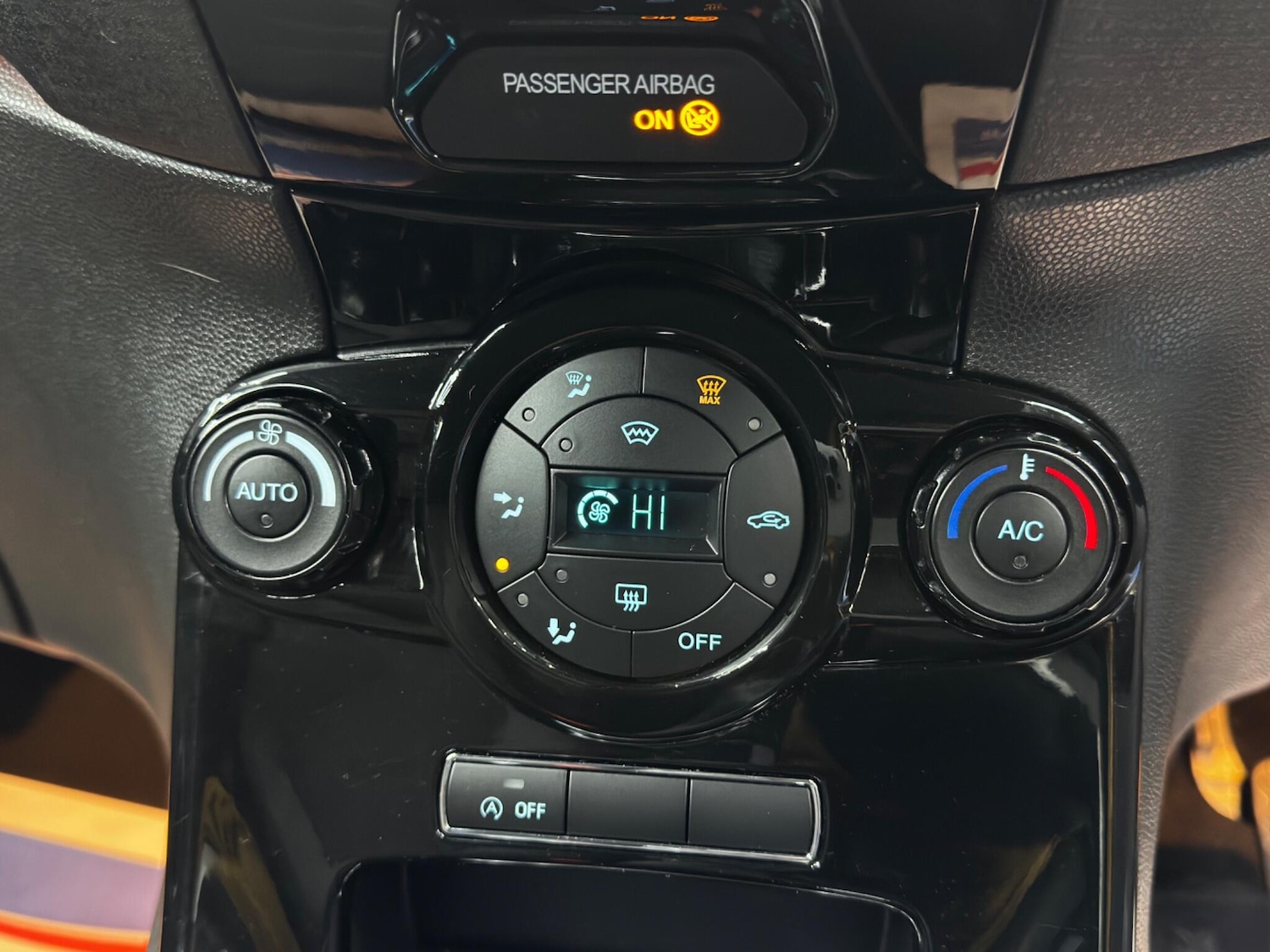 Used Ford Fiesta 2013 for sale - 76634107: Photo 25