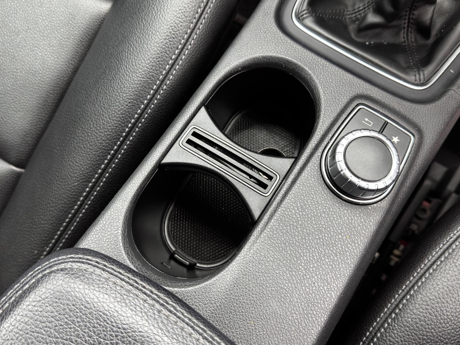 Used Mercedes-Benz GLA 2018 for sale - 76965257: Photo 25