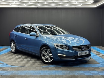 Used Volvo V60 2016 for sale - 78429303: Photo