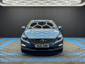 Used Volvo V60 2016 for sale - 78429303: Photo