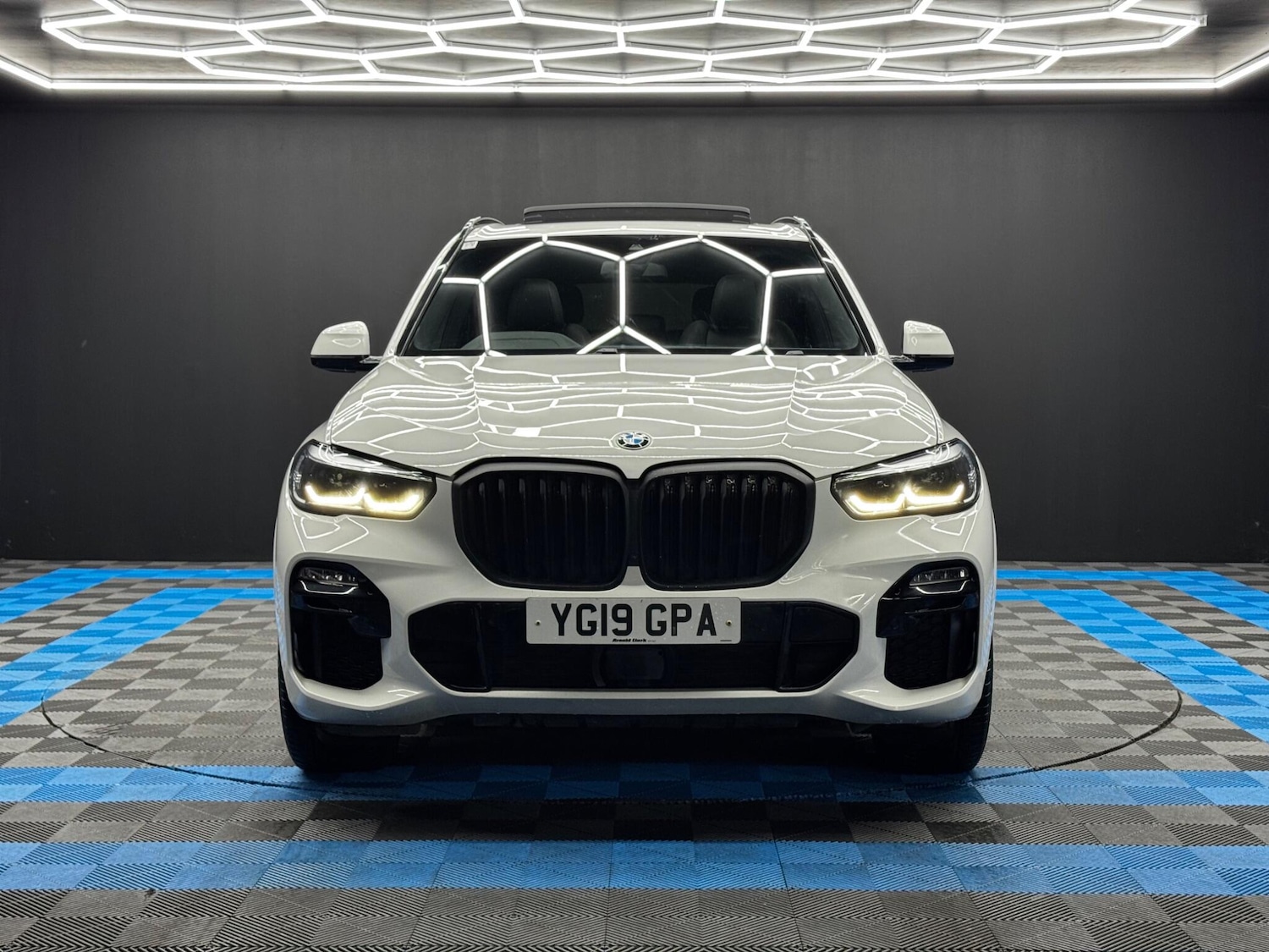 Used BMW X5 2019 for sale - 76995411: Photo 2