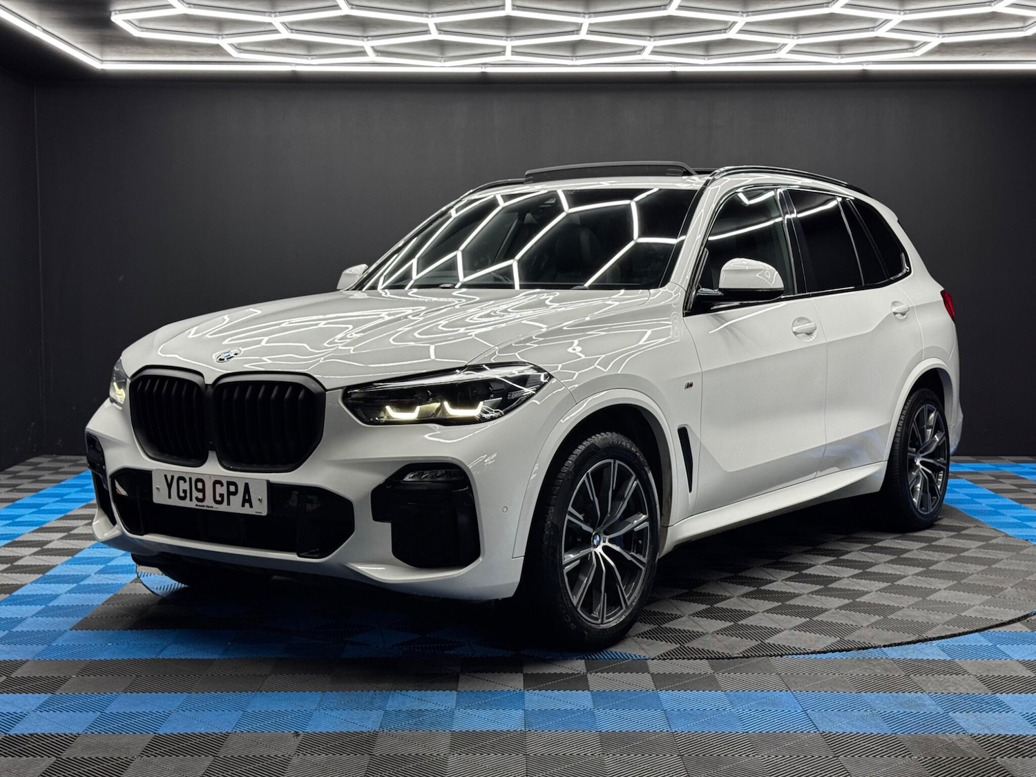 Used BMW X5 2019 for sale - 76995411: Photo 3