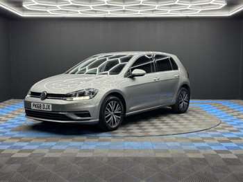 Used Volkswagen Golf 2018 for sale - 74789048: Photo