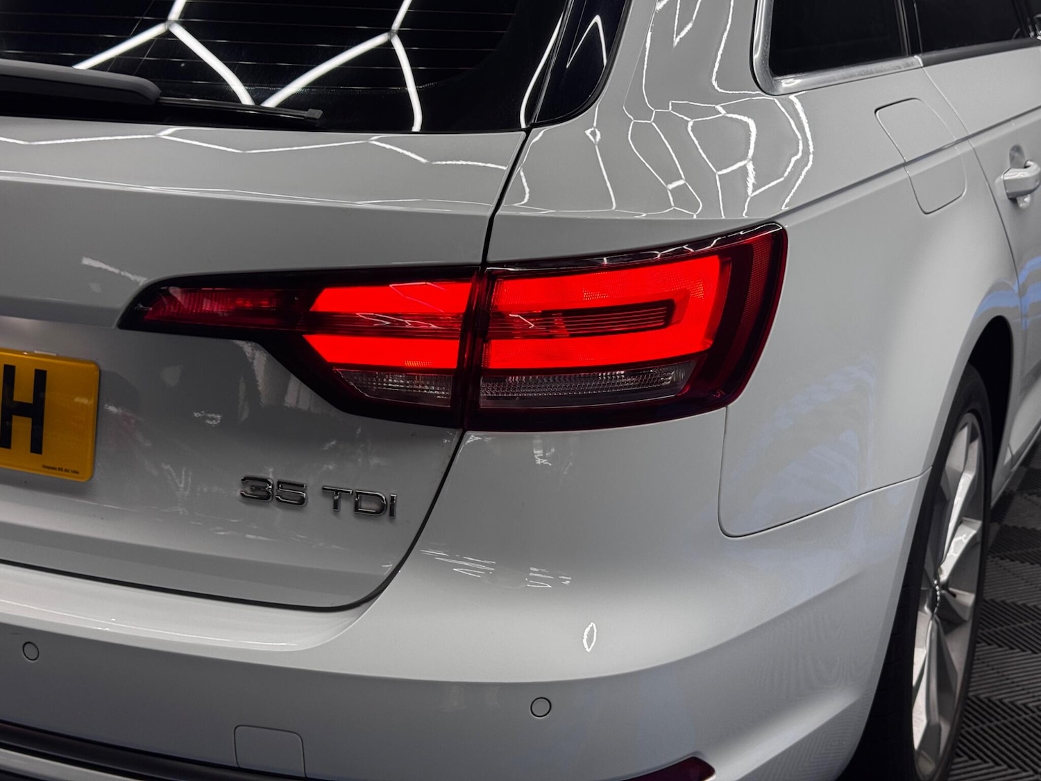 Used Audi A4 2019 for sale - 76522010: Photo 46