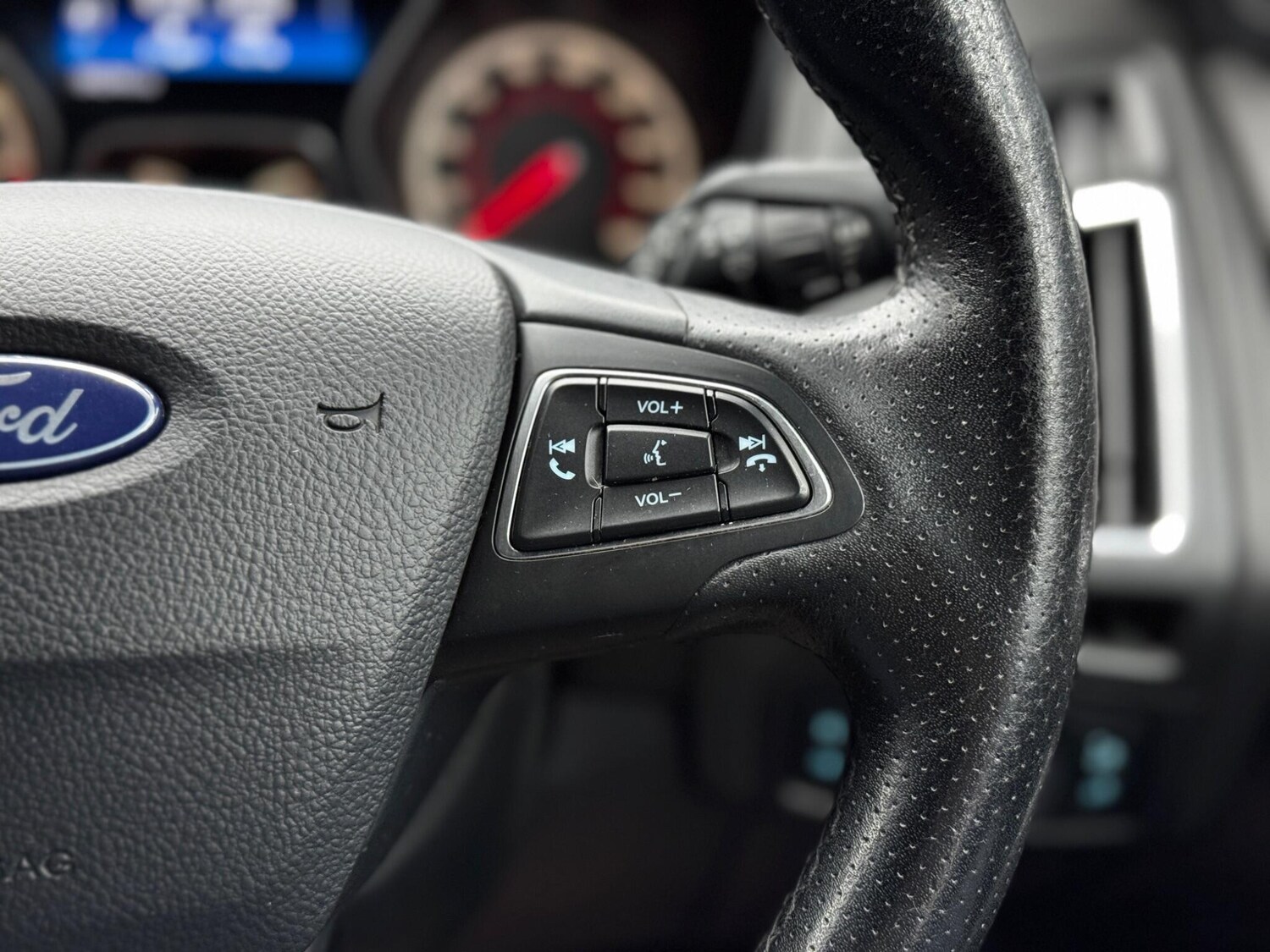 Used Ford Focus 2017 for sale - 76561479: Photo 21