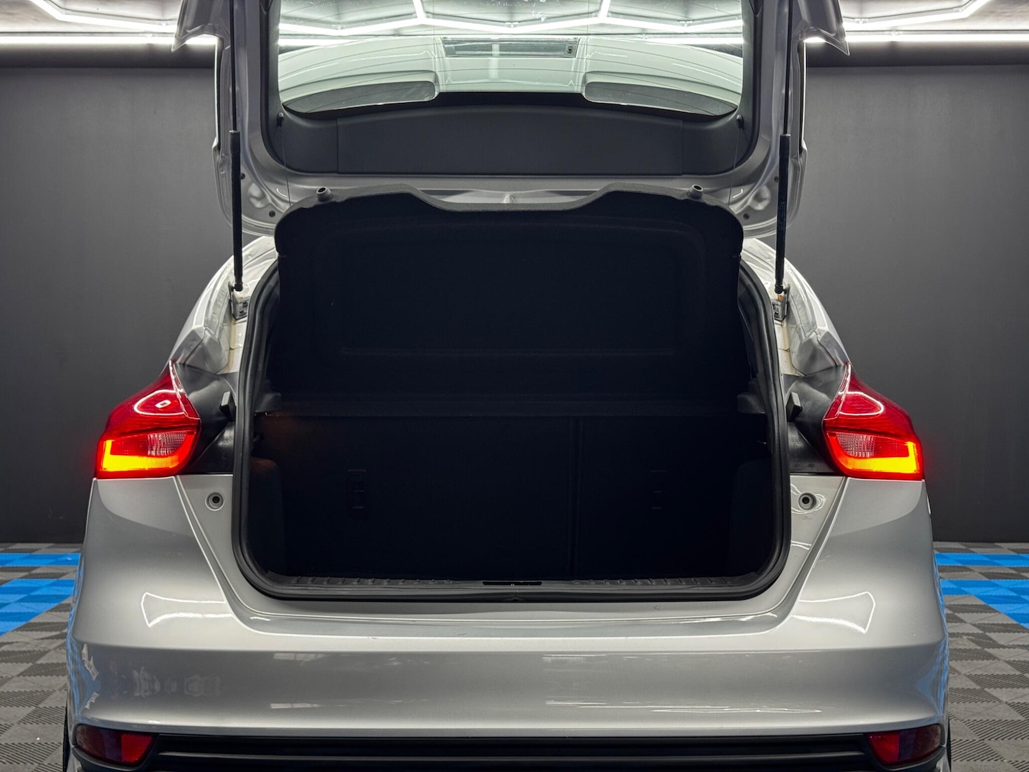 Used Ford Focus 2017 for sale - 76561479: Photo 38