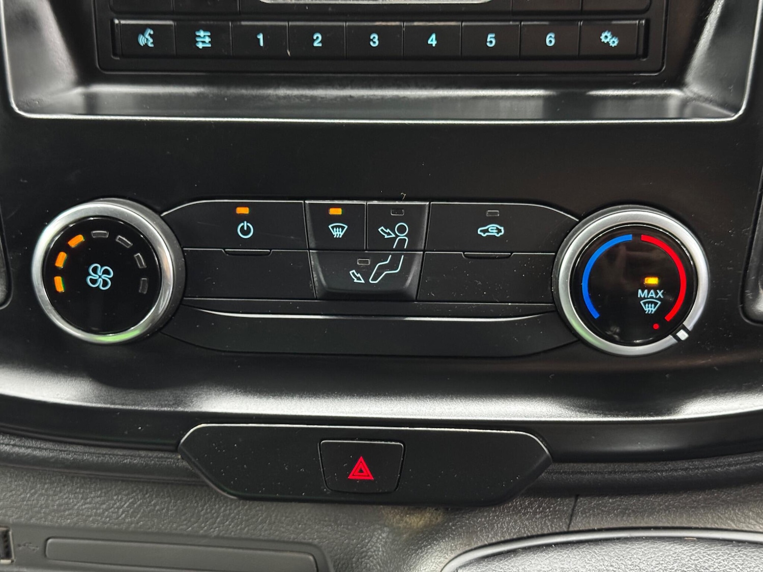 Used Ford Transit Custom 2018 for sale - 76936615: Photo 25