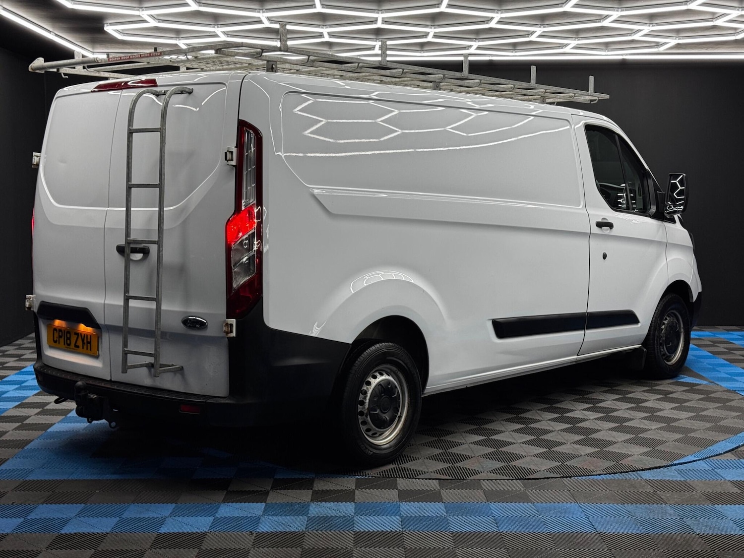 Used Ford Transit Custom 2018 for sale - 76936615: Photo 5